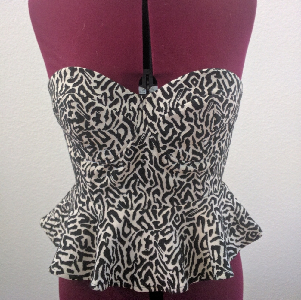 Nwt Black and white peplum bustier